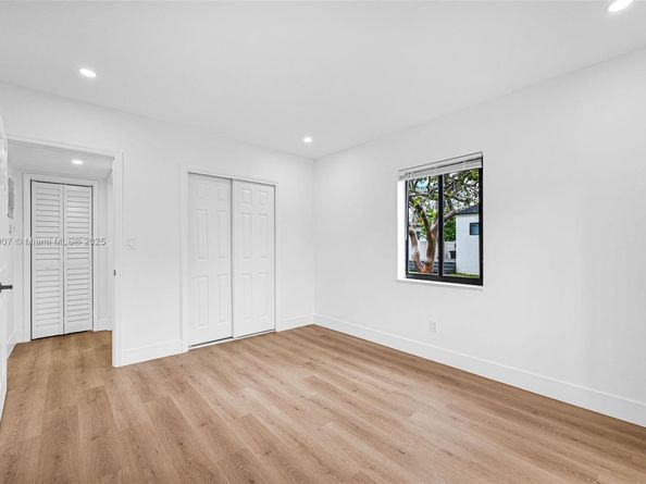 1918 Taft St, Hollywood FL 33020