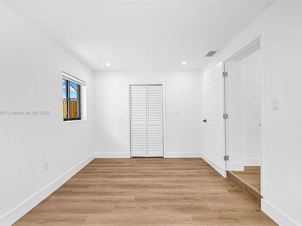 1918 Taft St, Hollywood FL 33020