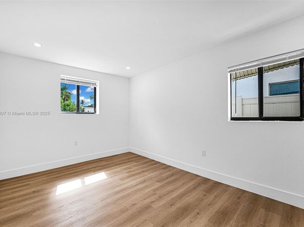 1918 Taft St, Hollywood FL 33020