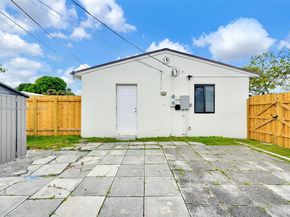 1918 Taft St, Hollywood FL 33020