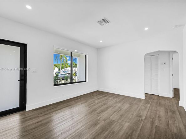 1918 Taft St, Hollywood FL 33020