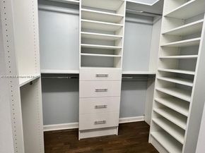 4123 NE 24th St, Homestead FL 33033