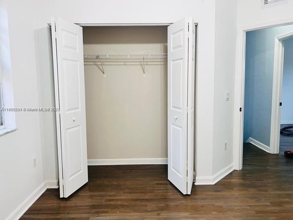 4123 NE 24th St, Homestead FL 33033