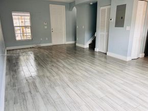 4123 NE 24th St, Homestead FL 33033