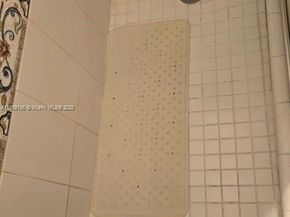 1853 NW 47th St, Miami FL 33142
