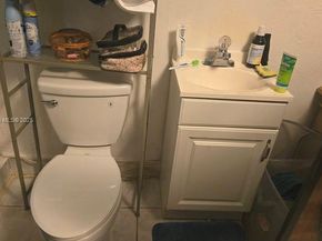 1853 NW 47th St, Miami FL 33142