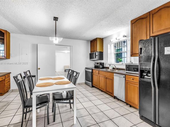 2368 SW 32nd Ave, Miami FL 33145