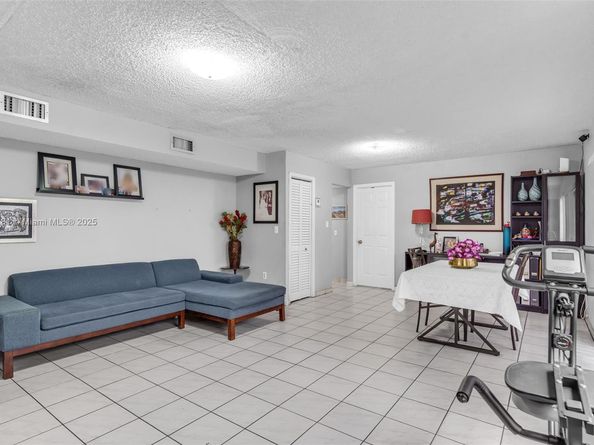 2368 SW 32nd Ave, Miami FL 33145