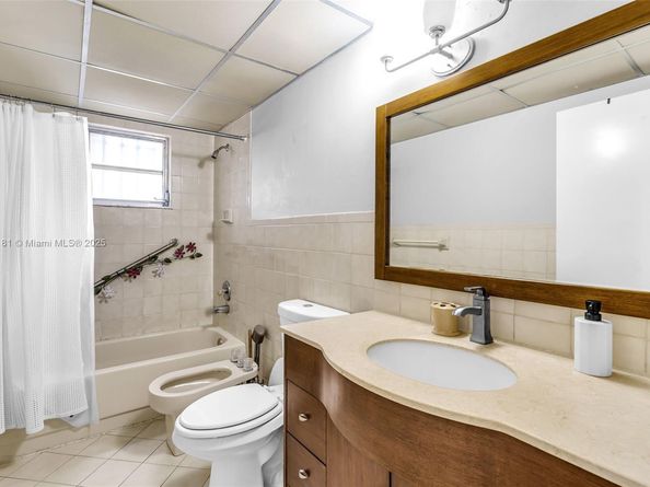 2368 SW 32nd Ave, Miami FL 33145