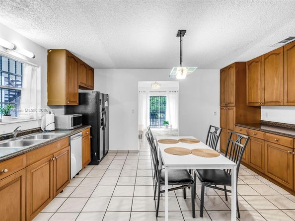 2368 SW 32nd Ave, Miami FL 33145