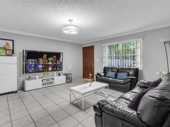 2368 SW 32nd Ave, Miami FL 33145