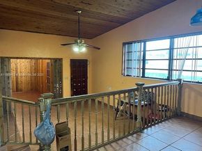 620 NW 182nd Ter, Miami Gardens FL 33169