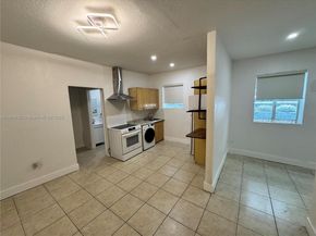 1021 NW 3rd St 106, Miami FL 33128