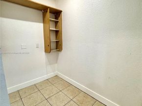 1021 NW 3rd St 106, Miami FL 33128