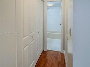 2935 NE 163rd St 4T, North Miami Beach FL 33160