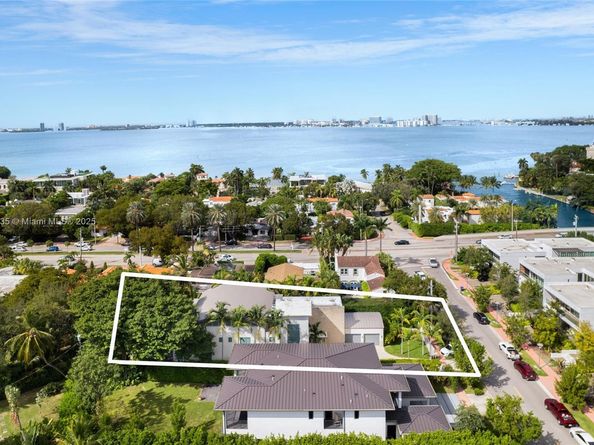 980 W 48th St, Miami Beach FL 33140