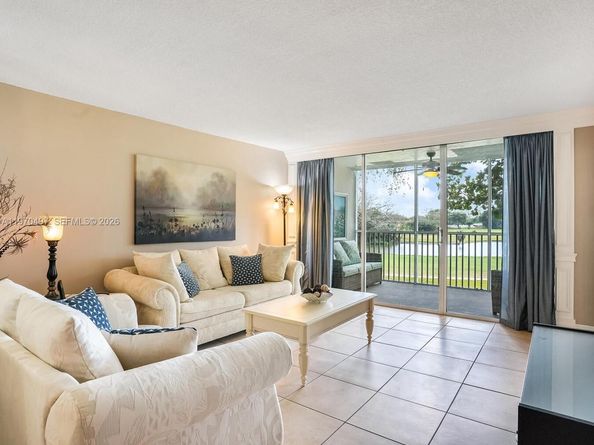 2681 S Course Dr 209, Pompano Beach FL 33069