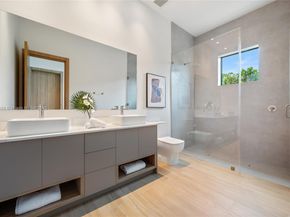 270 NE 46th St, Miami FL 33137