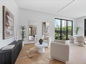 270 NE 46th St, Miami FL 33137