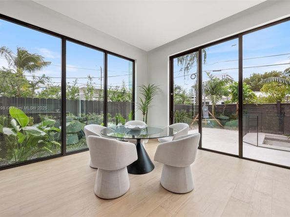 270 NE 46th St, Miami FL 33137