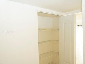 4215 N University Dr 301, Sunrise FL 33351