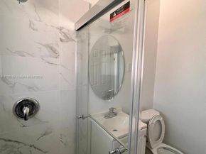 890 NW 55th St, Miami FL 33127