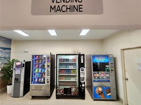 Undisclosed Address #A11982670, Hollywood FL 33019