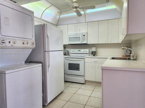 Undisclosed Address #A11982670, Hollywood FL 33019