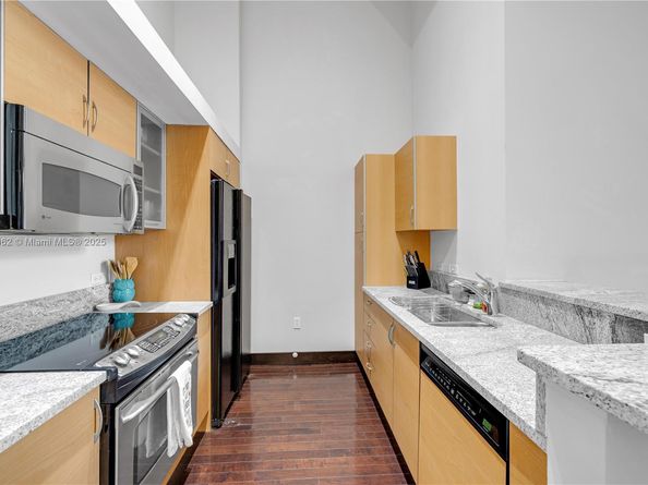 2775 NE 187th St 120, Aventura FL 33180