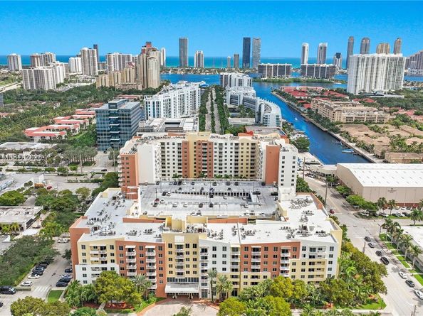 2775 NE 187th St 120, Aventura FL 33180