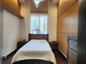 2775 NE 187th St 120, Aventura FL 33180