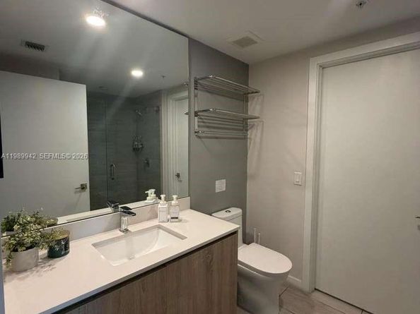 3900 Biscayne Blvd S716, Miami FL 33137