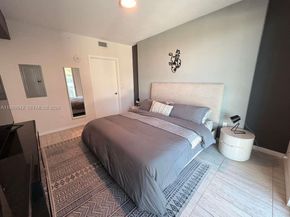3900 Biscayne Blvd S716, Miami FL 33137