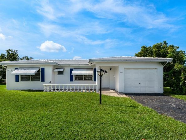 2970 NW 2nd Ave, Pompano Beach FL 33064