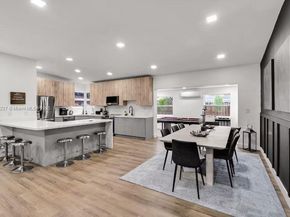 17621 NE 7th Ave, Miami FL 33162