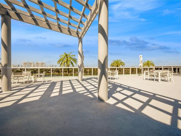 2001 Meridian Ave 512, Miami Beach FL 33139