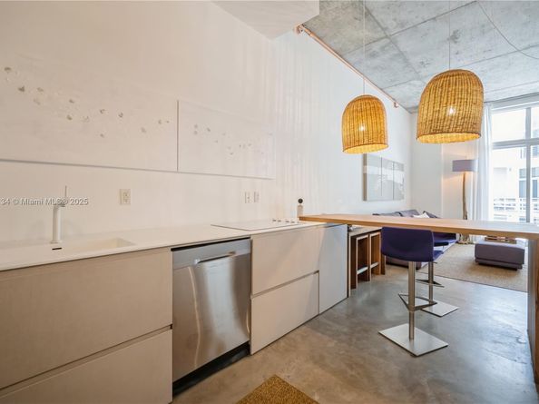 2001 Meridian Ave 512, Miami Beach FL 33139