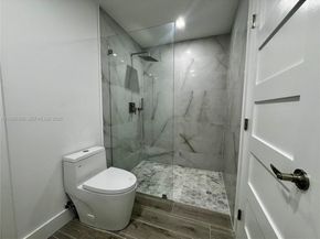 14675 SW 78th Ave, Palmetto Bay FL 33158