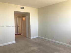 2475 Brickell Ave 2203, Miami FL 33129