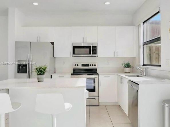 12956 SW 232nd Ln, Homestead FL 33032