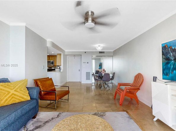 770 Claughton Island Dr 1012, Miami FL 33131