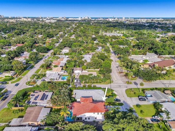 1207 SW 21st St, Fort Lauderdale FL 33315