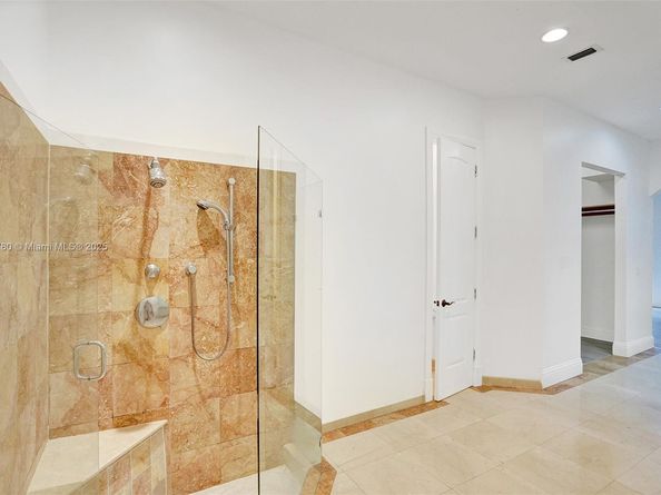 1207 SW 21st St, Fort Lauderdale FL 33315