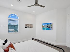 1207 SW 21st St, Fort Lauderdale FL 33315