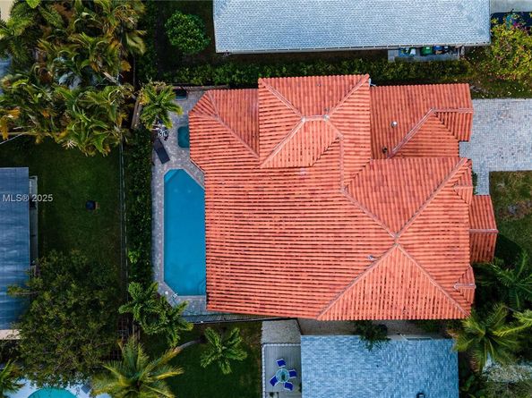 1207 SW 21st St, Fort Lauderdale FL 33315