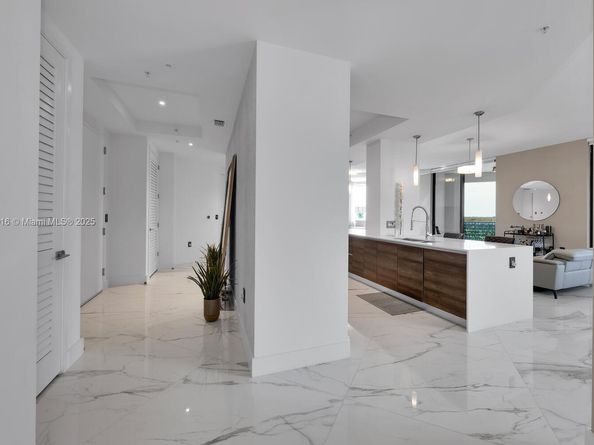 301 Altara Ave LPH914, Coral Gables FL 33146