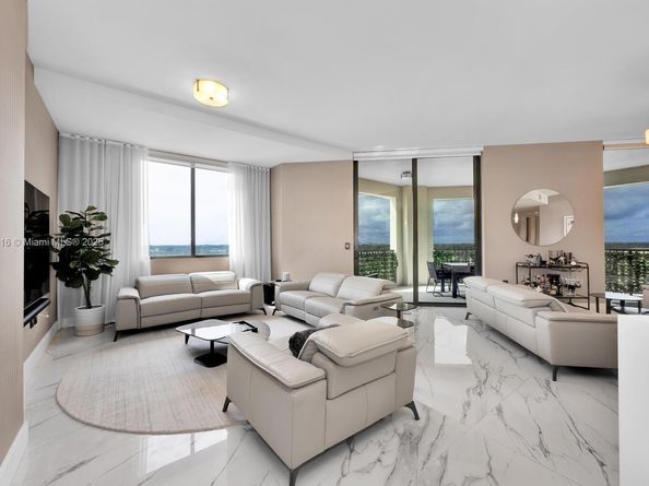 301 Altara Ave LPH914, Coral Gables FL 33146