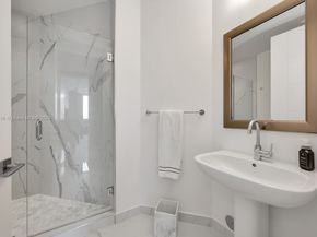 301 Altara Ave LPH914, Coral Gables FL 33146