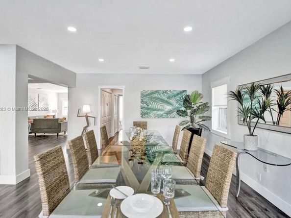 1431 Dewey St, Hollywood FL 33020