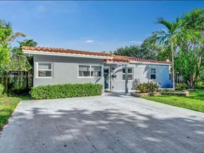 1431 Dewey St, Hollywood FL 33020